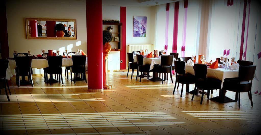 Hotel Primula Τρόισντορφ Εξωτερικό φωτογραφία