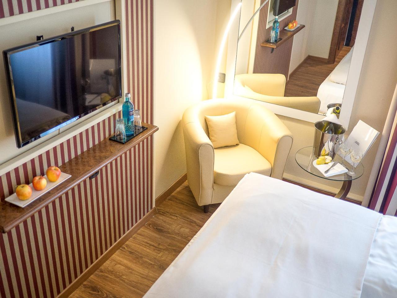 Hotel Primula Τρόισντορφ Εξωτερικό φωτογραφία
